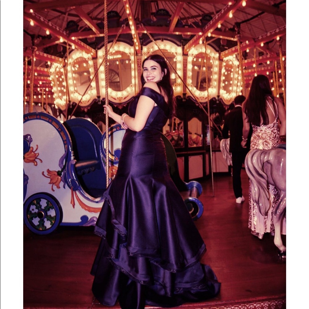 NAVY BLUE PLUS PROM DRESS
